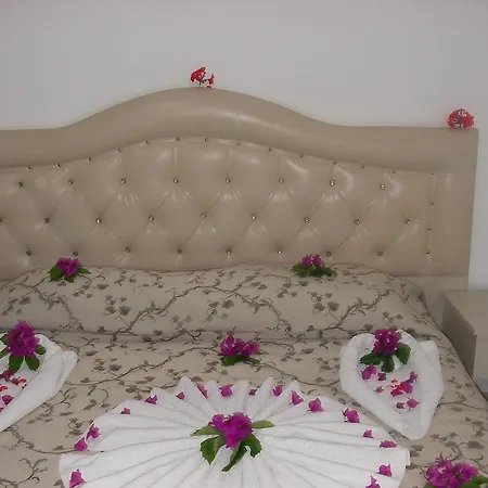 Aparts Aparthotel