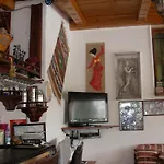 Aparts
