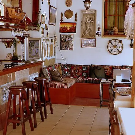 Aparts アパートホテル *